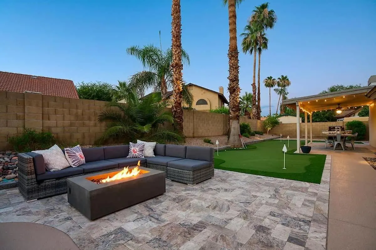 Desert Paradise Phoenix
